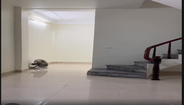 CHO THUÊ NHÀ NGUYÊN CĂN MẶT NGÕ 202 PHỐ TRỊNH ĐÌNH CỬU, 65M2, 3.5 TẦNG 13.5 TR